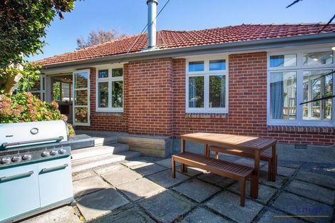 Photo of property in 71 Hamilton Avenue, Ilam, Christchurch, 8041