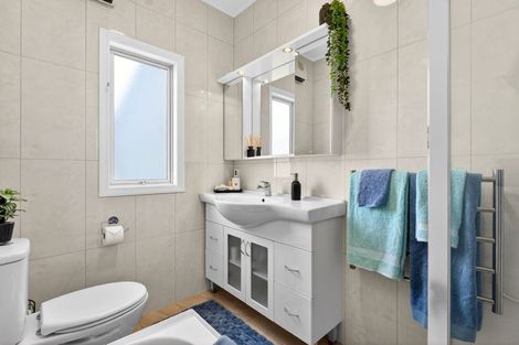 Photo of property in 17a Alexander Street, Papakura, 2110