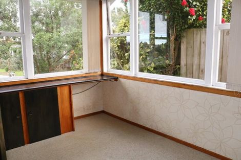 Photo of property in 6 Camelot Place, Glenfield, Auckland, 0629