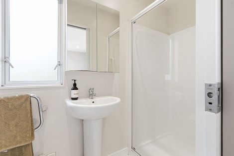 Photo of property in 15b Perth Street, Ngaio, Wellington, 6035