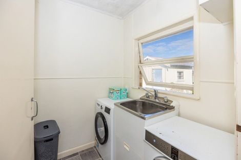 Photo of property in 77 Fox Street, Hamilton East, Hamilton, 3216