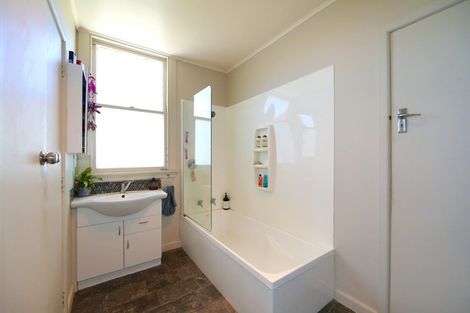 Photo of property in 30 Kawera Road, Pukehamoamoa, Hastings, 4179