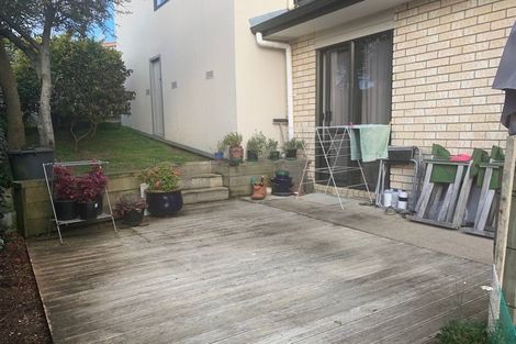 Photo of property in 41 Bluebird Crescent, Unsworth Heights, Auckland, 0632