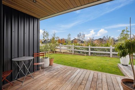 Photo of property in 3 Mount Prospect Lane, Wanaka, 9305