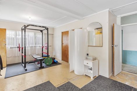 Photo of property in 20 Lynmore Drive, Hillpark, Auckland, 2102