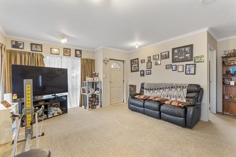 Photo of property in 2 Maire Street, Gonville, Whanganui, 4501