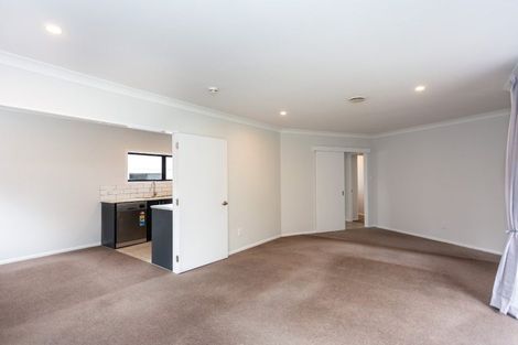 Photo of property in 8c Leeman Place, Redwood, Christchurch, 8051