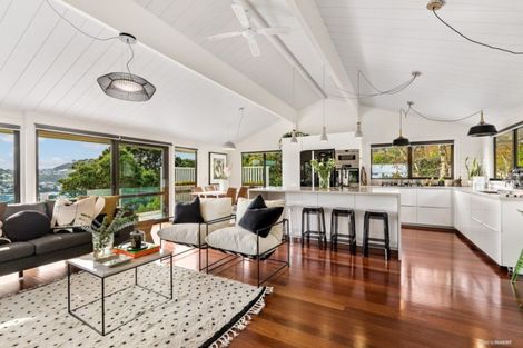 Photo of property in 147 Seatoun Heights Road, Miramar, Wellington, 6022