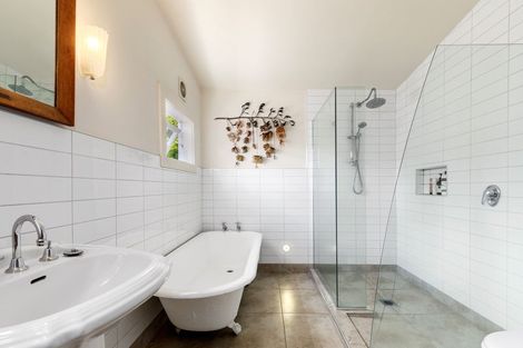 Photo of property in 64 Church Street, Devonport, Auckland, 0624