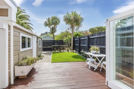 Photo of property in 17 Picton Avenue, Newtown, Wellington, 6021