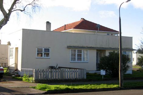 Photo of property in 109a Savage Crescent, West End, Palmerston North, 4412