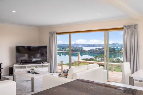 Photo of property in 443a Mahurangi West Road, Mahurangi West, Warkworth, 0983