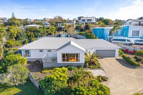 Photo of property in 26 Kotanui Avenue, Army Bay, Whangaparaoa, 0930