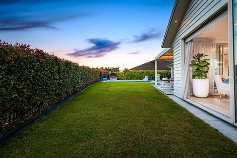 Photo of property in 5 Nikau Way, Riverhead, 0820