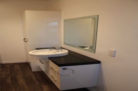 Photo of property in 24 John Street, Abbotsford, Dunedin, 9018