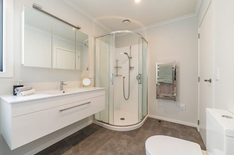 Photo of property in 6 Pateke Drive, Kenepuru, Porirua, 5022