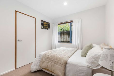 Photo of property in 1/12 Kaweka Street, New Lynn, Auckland, 0600