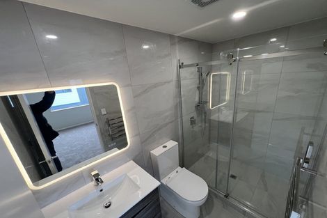 Photo of property in 3/43 Clevedon Road, Papakura, 2110