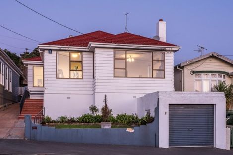 Photo of property in 84 Northland Road, Northland, Wellington, 6012