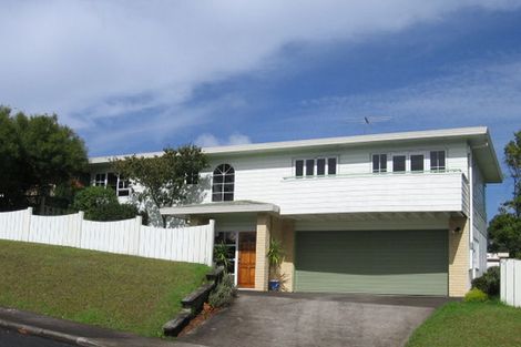Photo of property in 27 Spargo Road, Massey, Auckland, 0614