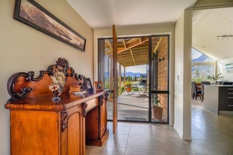Photo of property in 7 Glenfiddich Road, Jacks Point, Queenstown, 9371