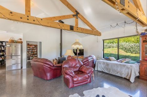 Photo of property in 28 Cemetery Road, Waipawa, 4273