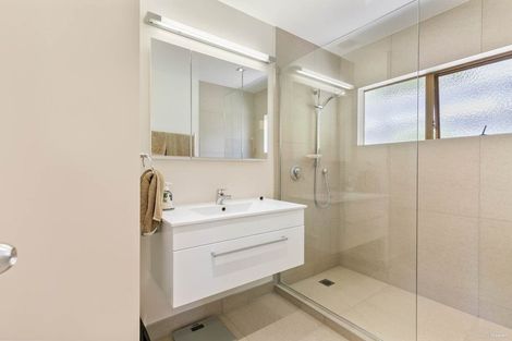Photo of property in 1/89 Moore Street, Hillcrest, Auckland, 0627