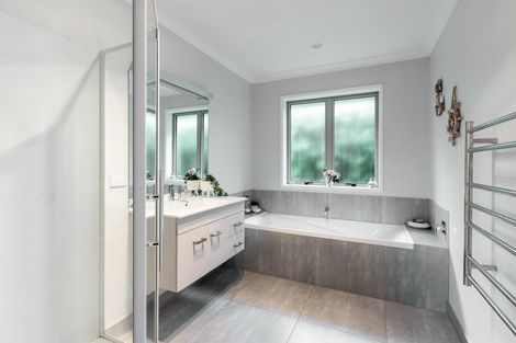 Photo of property in 13 Percy Berry Place, Havelock North, 4130