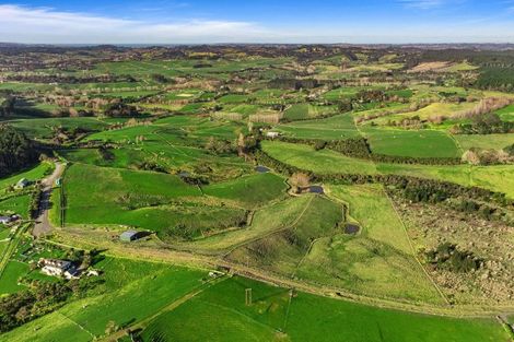 Photo of property in 141 Valley Road, Waitoki, Kaukapakapa, 0871