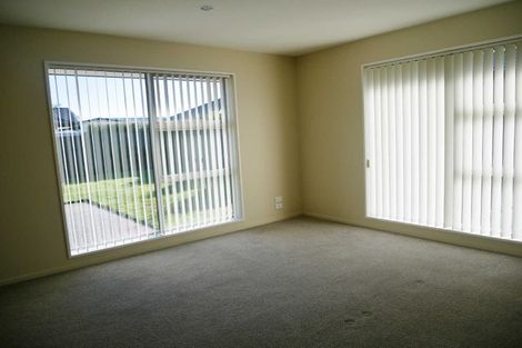 Photo of property in 10 Te Aika Street, Marshland, Christchurch, 8083