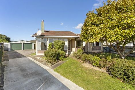 Photo of property in 8 Rutland Place, Milson, Palmerston North, 4414