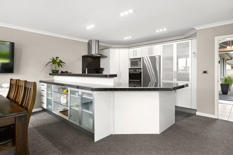 Photo of property in 392a Hukanui Road, Rototuna, Hamilton, 3210