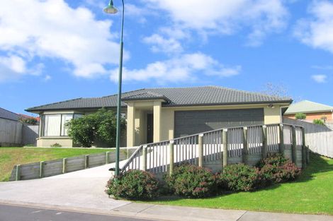 Photo of property in 7 Parkridge Way, Henderson, Auckland, 0612