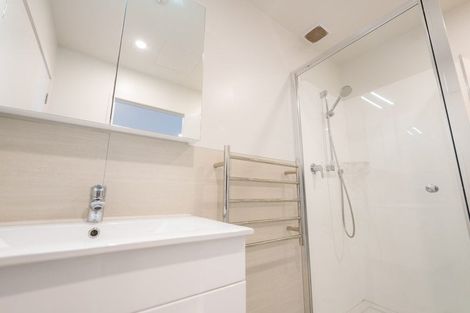 Photo of property in 209/38e Fraser Avenue, Northcote, Auckland, 0627