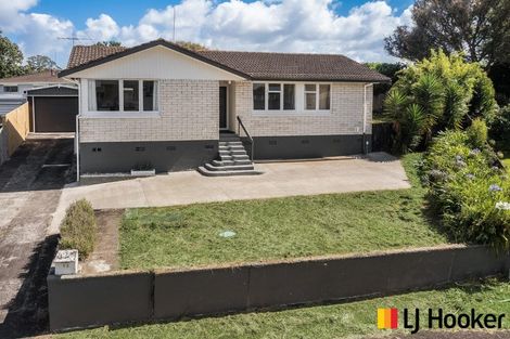 Photo of property in 12 Crampton Place, Manurewa, Auckland, 2102