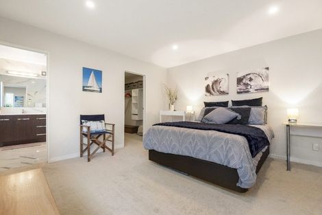 Photo of property in 7 Bridget Court, Red Beach, 0932