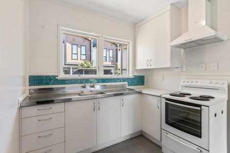 Photo of property in 3 Sturges Road, Henderson, Auckland, 0610