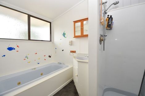 Photo of property in 28 Frederick Street, Carterton, 5713