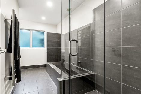 Photo of property in 43a Lonely Track Road, Fairview Heights, Auckland, 0632