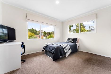 Photo of property in 79 John Downs Drive, Browns Bay, Auckland, 0630