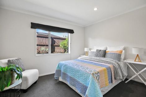 Photo of property in 64 Magellan Rise, Flagstaff, Hamilton, 3210