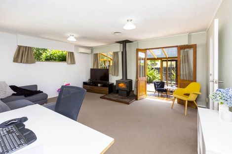 Photo of property in 23 Indiana Grove, Totara Park, Upper Hutt, 5018