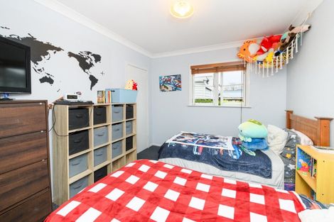 Photo of property in 34 East Street, Terrace End, Palmerston North, 4410