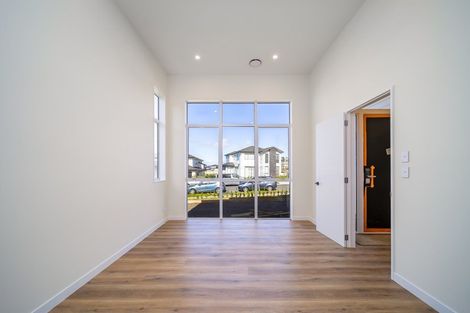 Photo of property in 135 Ormonde Drive, Silverdale, 0932