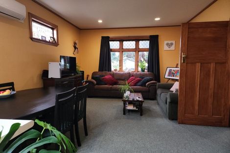 Photo of property in 11 Valentine Street, Alicetown, Lower Hutt, 5010