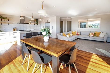 Photo of property in 78 Alexander Street, Cockle Bay, Auckland, 2014