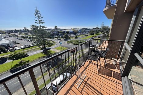 Photo of property in The Rennaissance, 3d/18 Ronwood Avenue, Manukau, Auckland, 2104