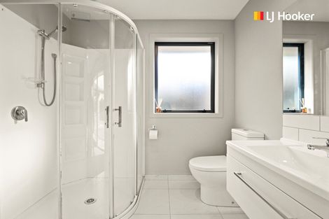 Photo of property in 21 Sretlaw Place, Brockville, Dunedin, 9011