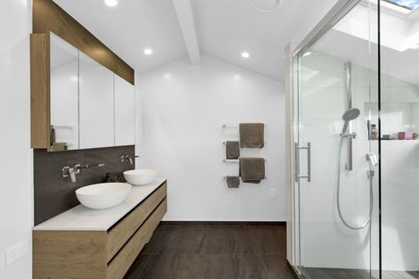 Photo of property in 44 West View Road, Westmere, Auckland, 1022