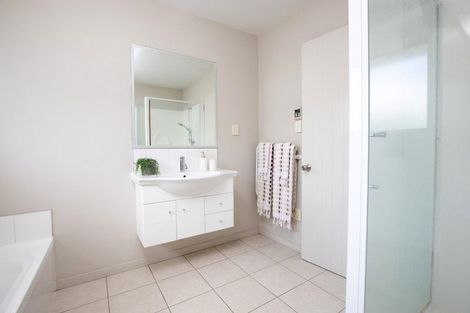 Photo of property in 214c Lincoln Road, Addington, Christchurch, 8024